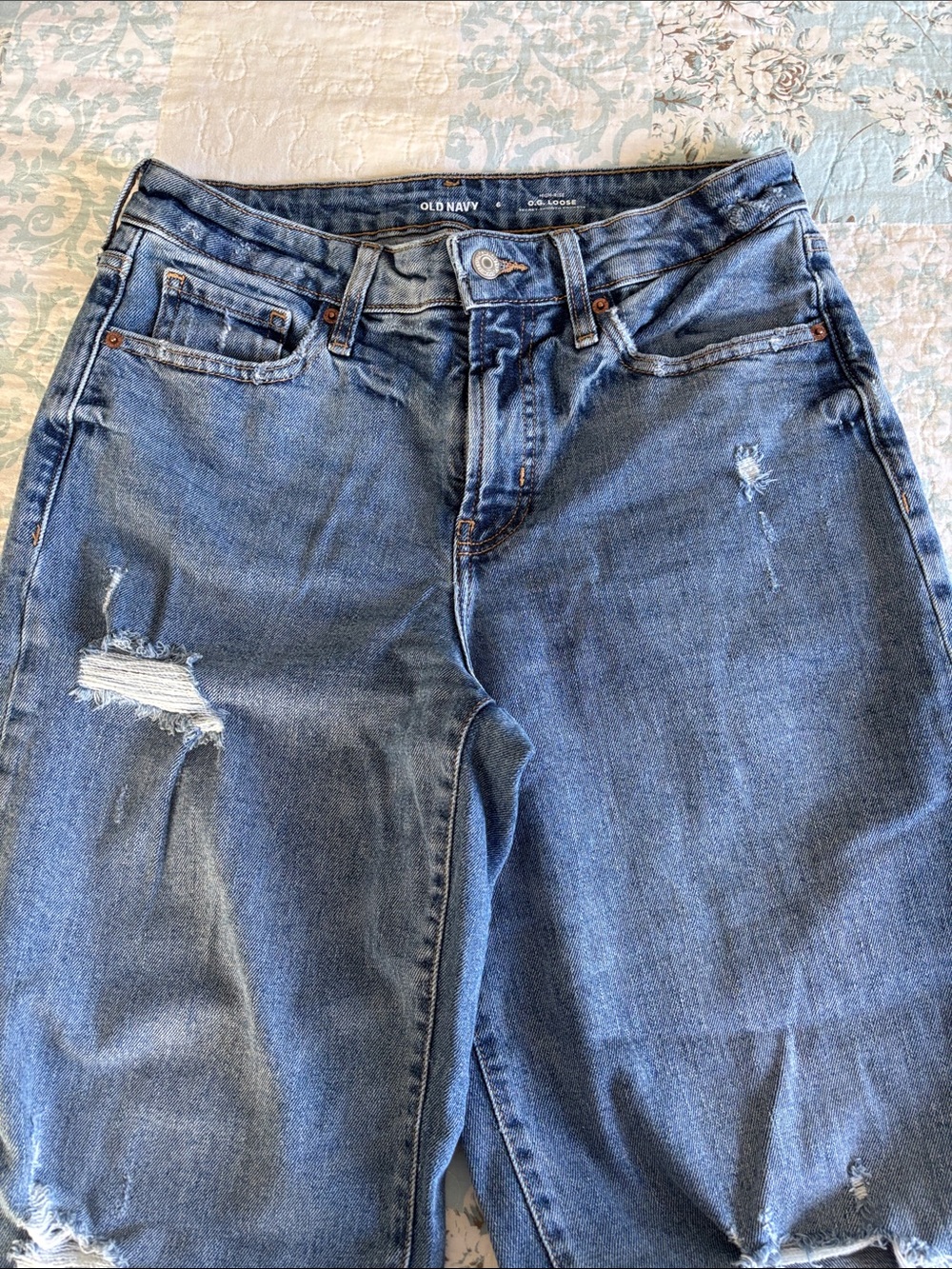 OLD NAVY OG LOOSE HIGH RISE JEANS in Size 6